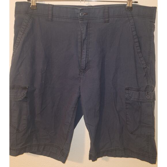 Wear First Blue Cargo Shorts 42 Lightweight Side Button Pockets Belt Loops - Picture 1 of 4